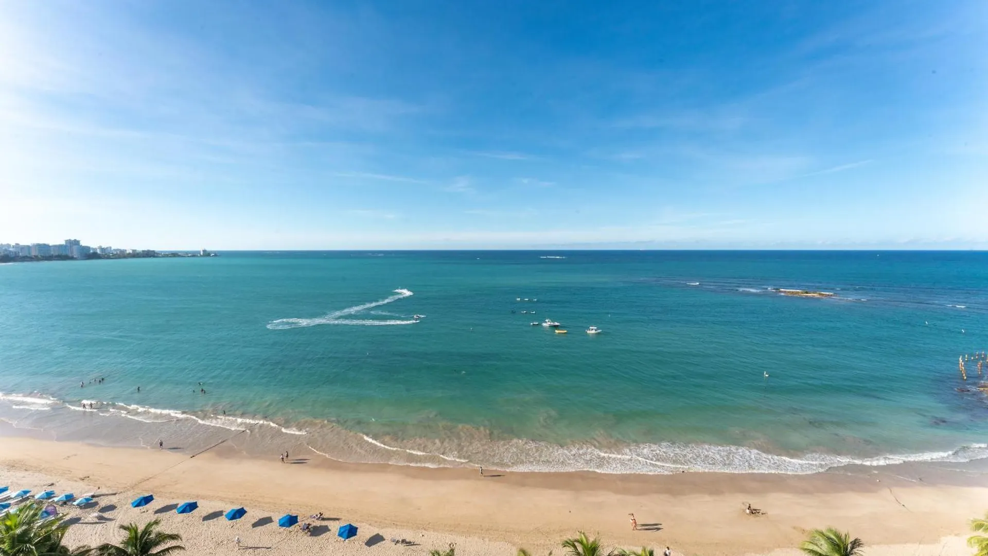 Aparthotel Ocean View Deluxe Suite: Pvt. Beach & Pool San Juan Puerto Rico