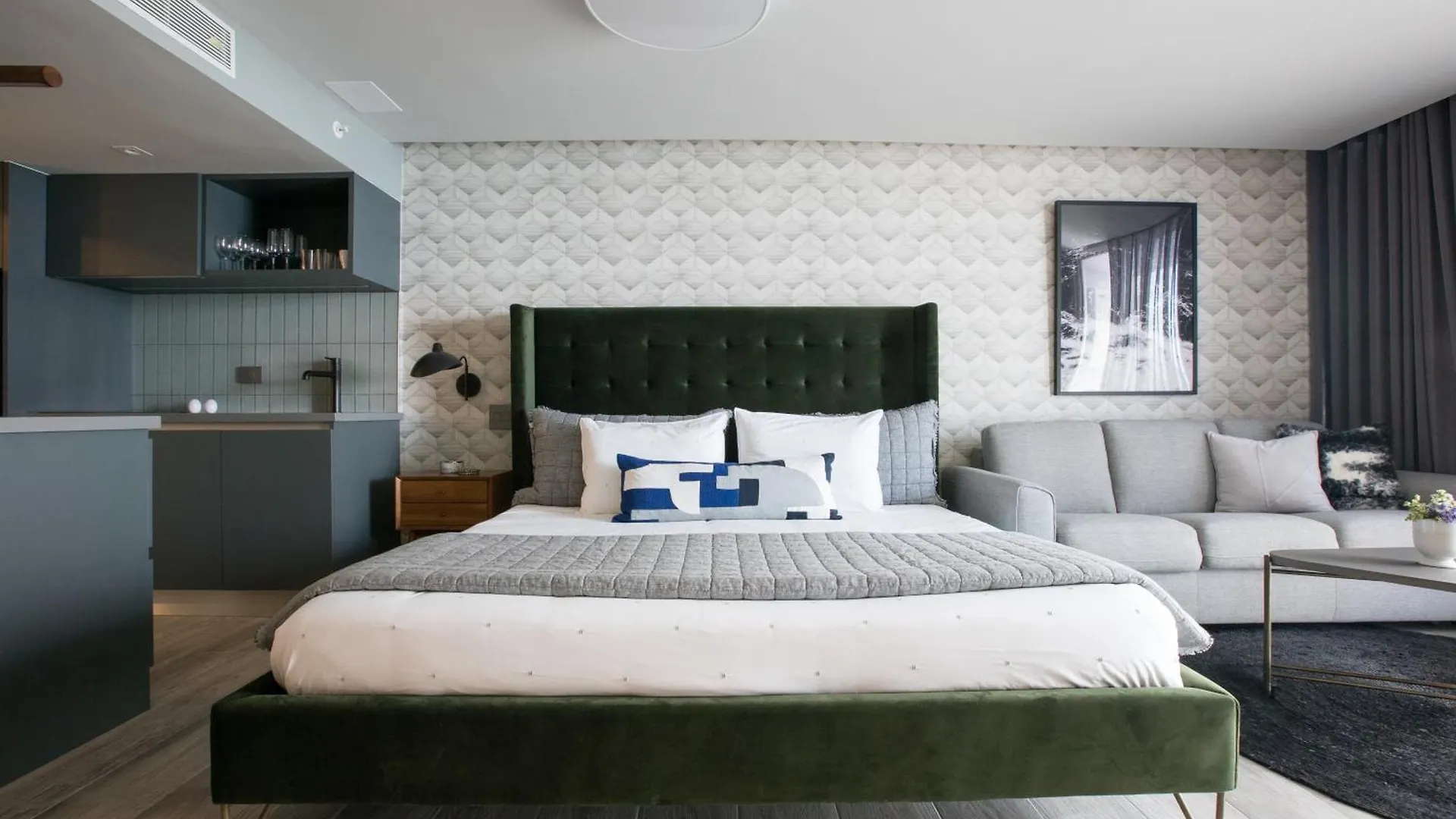 Aparthotel Ocean View Deluxe Suite: Pvt. Beach & Pool San Juan