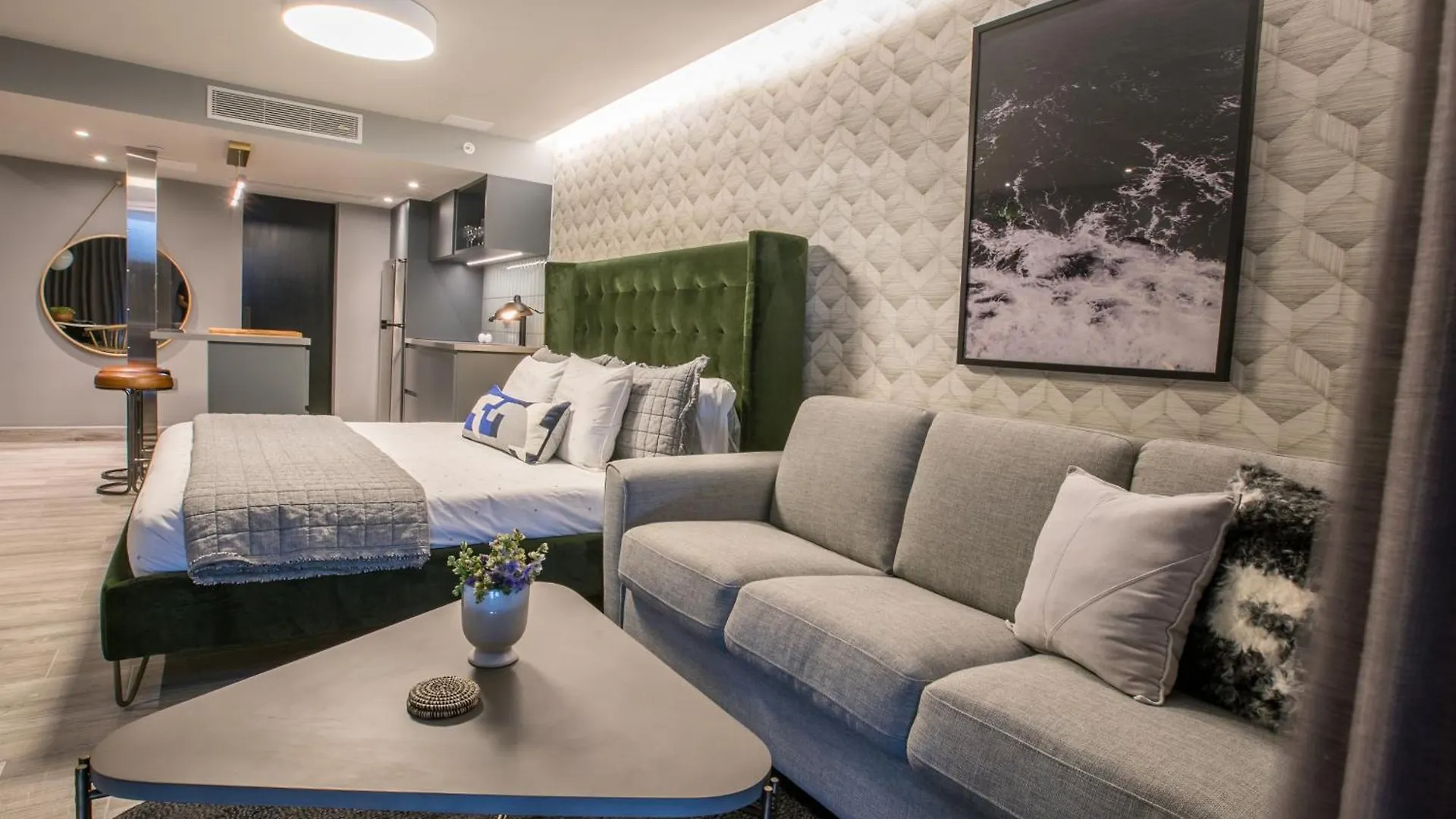 Aparthotel Ocean View Deluxe Suite: Pvt. Beach & Pool San Juan